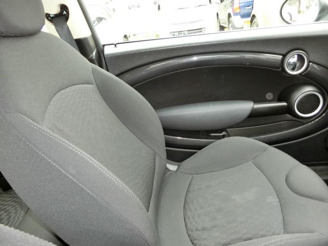 ＭＩＮＩ 　ＥＴＣ　アルミホイール　キーレスエントリー　ＨＩＤ　ＡＴ　ＡＢＳ　エアコン　パワーステアリング　パワーウィンドウ　運転席エアバッグ　助手席エアバッグ（27枚目）