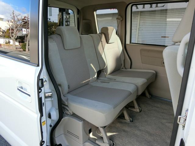 エブリイワゴン ＰＺターボスペシャル　４ＷＤ　ＥＴＣ　バックカメラ　両側電動スライドドア　ＨＩＤ　キーレスエントリー　電動格納ミラー　シートヒーター　ＡＴ　盗難防止システム　ＡＢＳ　アルミホイール　衝突安全ボディ　エアコン（34枚目）