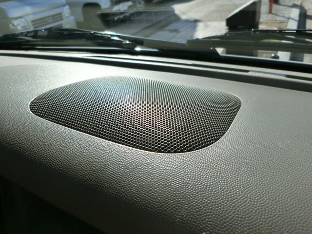 エブリイワゴン ＰＺターボスペシャル　４ＷＤ　ＥＴＣ　バックカメラ　両側電動スライドドア　ＨＩＤ　キーレスエントリー　電動格納ミラー　シートヒーター　ＡＴ　盗難防止システム　ＡＢＳ　アルミホイール　衝突安全ボディ　エアコン（50枚目）