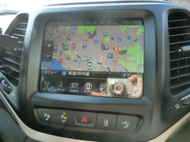 ���s�⃌�W���[�ɂƗl�X�ȃV�[���Ŋ��҂ɉ�������S�i�r�t���I