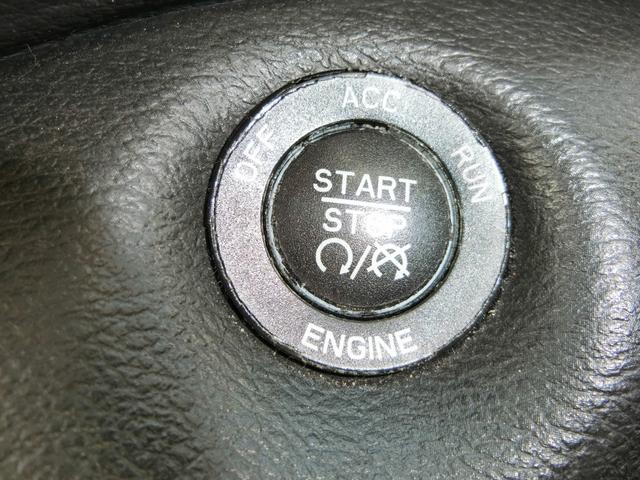 �y�X�}�[�g�L�[���v�b�V���X�^�[�g�z�|�P�b�g�ɓ��ꂽ�܂܌��̊J�A�G���W���̎n���܂ōs���܂��B