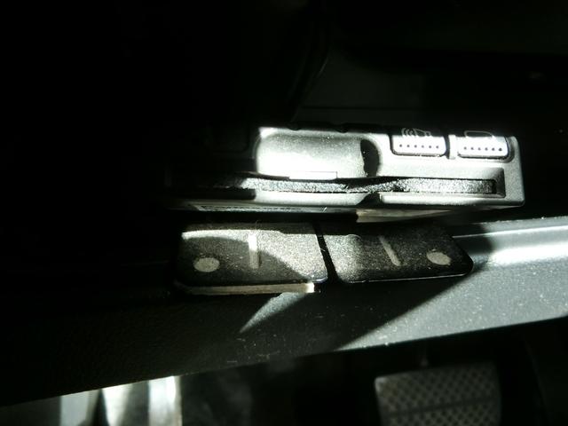 N-BOXカスタム G・ターボパッケージ ドライブレコーダー ETC バックカメラ 両側電動スライドドア ナビ オートクルーズコントロール オートライト HID スマートキー 電動格納ミラー ベンチシート 後席モニター CVT(8枚目)