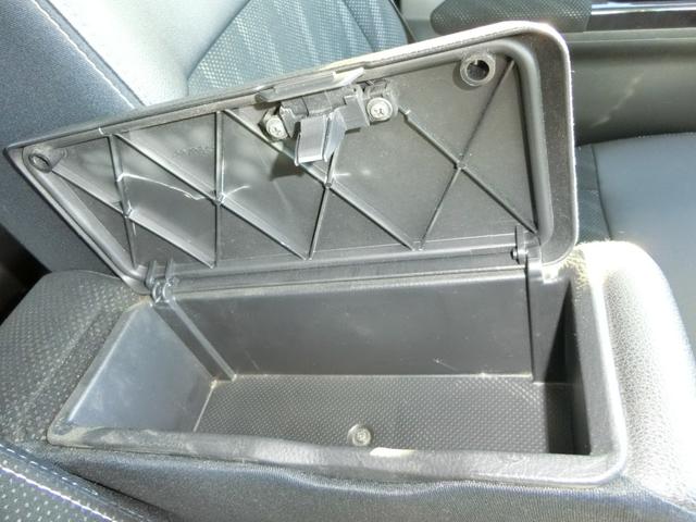 タント カスタムＲＳ　トップエディションＶＳ　ＳＡＩＩＩ　ＥＴＣ　全周囲カメラ　両側電動スライドドア　ナビ　クリアランスソナー　衝突被害軽減システム　オートマチックハイビーム　オートライト　ＬＥＤヘッドランプ　スマートキー　アイドリングストップ（49枚目）