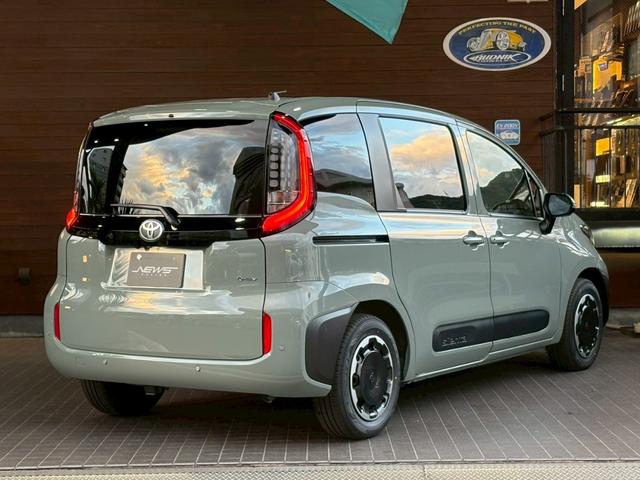 シエンタ ハイブリッドZ コンフォートパッケージ 登録済み未使用車(6枚目)