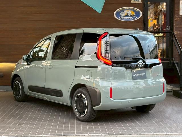 シエンタ ハイブリッドZ コンフォートパッケージ 登録済み未使用車(10枚目)