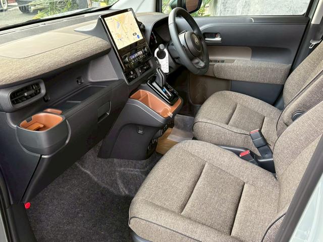 シエンタ ハイブリッドZ コンフォートパッケージ 登録済み未使用車(18枚目)