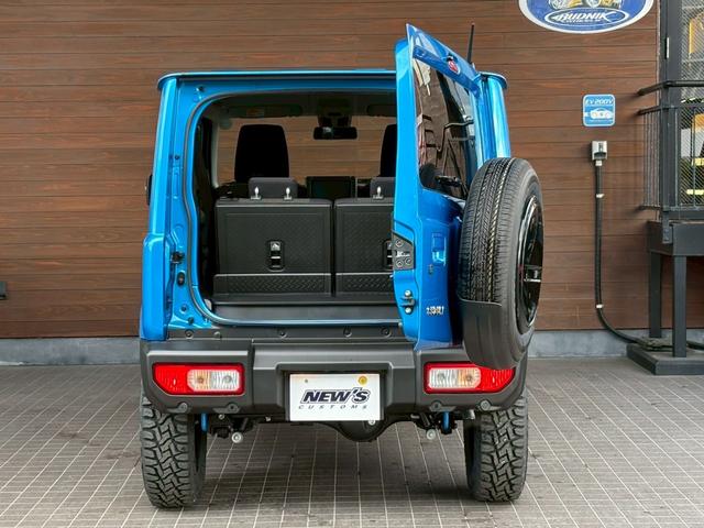 ジムニー ＸＣ　５ＭＴ　届出済未使用車　ボディ同色ＫＬＣフェイスグリルＳＪ　ニトロパワーマットブラック１６ＡＷ　バックカメラ　アルパインディスプレイオーディオ（11枚目）