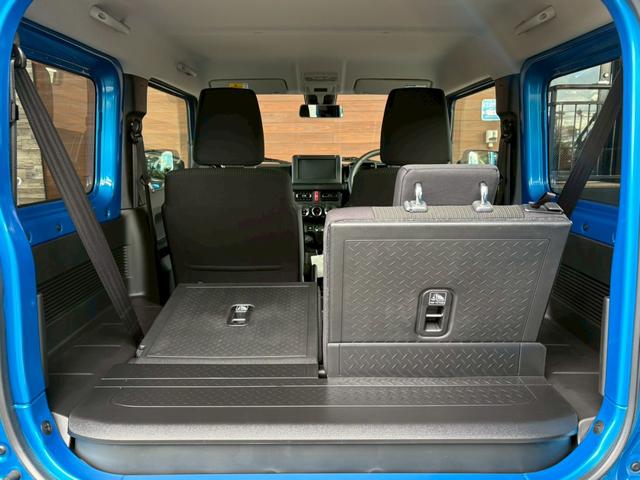 ジムニー ＸＣ　５ＭＴ　届出済未使用車　ボディ同色ＫＬＣフェイスグリルＳＪ　ニトロパワーマットブラック１６ＡＷ　バックカメラ　アルパインディスプレイオーディオ（17枚目）