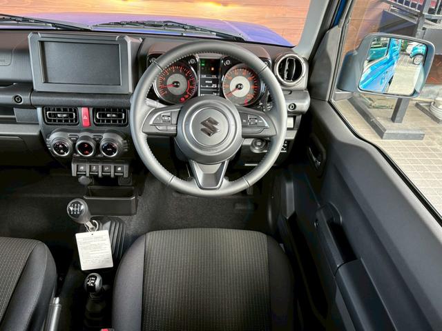 ジムニー ＸＣ　５ＭＴ　届出済未使用車　ボディ同色ＫＬＣフェイスグリルＳＪ　ニトロパワーマットブラック１６ＡＷ　バックカメラ　アルパインディスプレイオーディオ（26枚目）