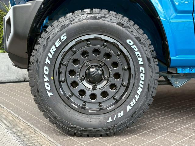 ジムニー ＸＣ　５ＭＴ　届出済未使用車　ボディ同色ＫＬＣフェイスグリルＳＪ　ニトロパワーマットブラック１６ＡＷ　バックカメラ　アルパインディスプレイオーディオ（43枚目）