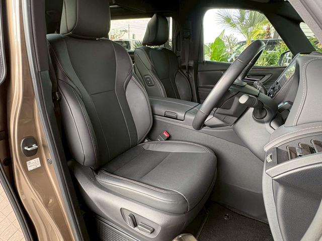 アルファードハイブリッド Ｚ　ワンオーナー　純正ナビＴＶ全方位カメラ　後席モニター　デジタルインナーミラー　左右独立ムーンルーフ　　ヴェルファイアハイブリッドＺプレミア用１９インチＡＷ　スペアタイヤ　アンビエントライト（41枚目）