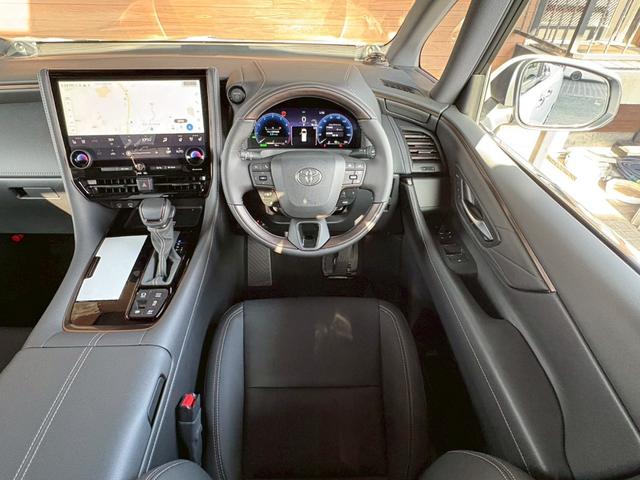 アルファードハイブリッド Ｚ　登録済未使用車　ＮＥＷ’Ｓコンプリート　ＮＥＷ’Ｓフルエアロ　車高調　ＲＡＹＳホムラ２１インチＡＷ　純正ナビＴＶ　全方位カメラ　フリップダウンモニター　アルパインリフトアップスピーカー　サンルーフ（50枚目）