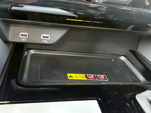 アルファードハイブリッド Ｚ　登録済未使用車　ＮＥＷ’Ｓコンプリート　ＮＥＷ’Ｓフルエアロ　車高調　ＲＡＹＳホムラ２１インチＡＷ　純正ナビＴＶ　全方位カメラ　フリップダウンモニター　アルパインリフトアップスピーカー　サンルーフ（68枚目）