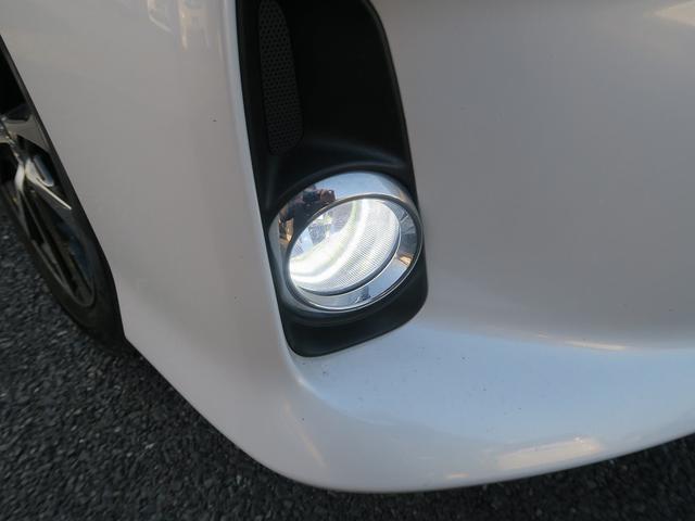 アエラス プレミアムエディション 後期 1オーナー 禁煙車 両側電動スライドドア クルーズコントロール 黒ハーフレザーシート パワーシート オットマン ウォークスルー 地デジナビ DVD再生 Bluetoothオーディオ バックカメラ(16枚目)