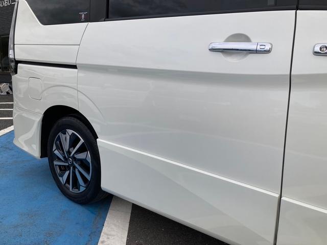 セレナ ｅ－パワー　ハイウェイスターＶ　ＧＡＷ　地デジナビ　全周囲カメラ　衝突軽減　ＬＥＤヘッドライト　クルコン　デジタルインナーミラー　電動格納ミラー　レザーシート　Ｂｌｕｅｔｏｏｔｈ　純正１６インチアルミ（42枚目）