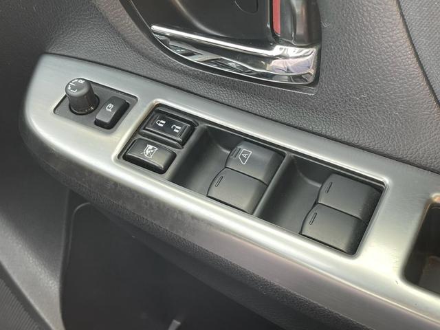 ＸＶ ２．０ｉ－Ｌ　アイサイト　ユーザー買取車　スマートキー　メモリーナビ　フルセグＴＶ　バックカメラ　スバルアイサイト　ＥＴＣ車載器レザー調シートカバー（27枚目）