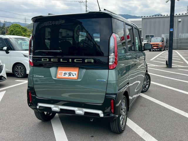 デリカミニ Ｇ　プレミアム　シャモニーパッケージ　衝突軽減ブレーキ　レーンアシスト　オートハイビーム　両側側電動スライドドア　ルーフレール　メーカー保証　オートＬＥＤライト　シートヒーター　バックカメラ　定期点検記録簿　禁煙（4枚目）