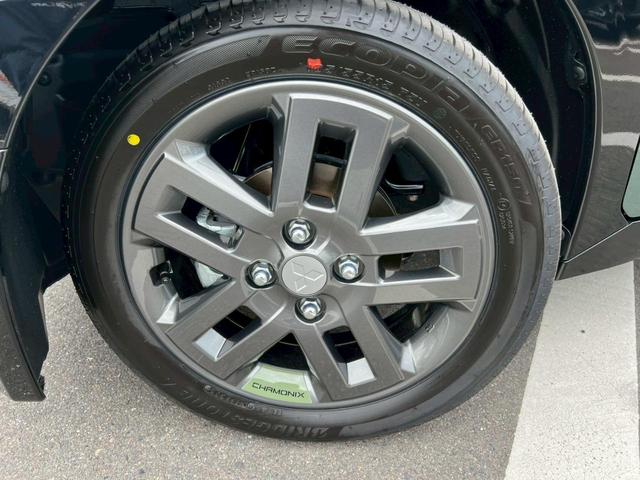 デリカミニ Ｇ　プレミアム　シャモニーパッケージ　衝突軽減ブレーキ　レーンアシスト　オートハイビーム　両側側電動スライドドア　ルーフレール　メーカー保証　オートＬＥＤライト　シートヒーター　バックカメラ　定期点検記録簿　禁煙（27枚目）