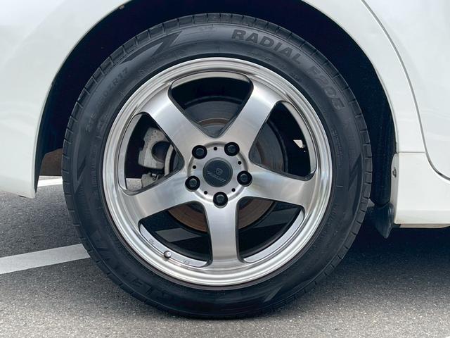 プリウスアルファ Ｇ　純正ナビ　フルセグＴＶ　スマ－トキ－　定期点検記録簿　禁煙車　ＬＥＤヘッドランプ　ステアリングリモコン　本革巻ステアリング　社外アルミ１７インチ　オートライト　オートマチックハイビーム　盗難防止（38枚目）