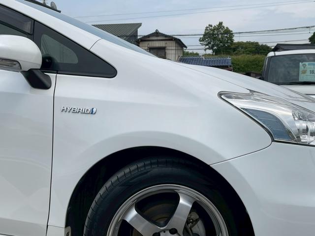 プリウスアルファ Ｇ　純正ナビ　フルセグＴＶ　スマ－トキ－　定期点検記録簿　禁煙車　ＬＥＤヘッドランプ　ステアリングリモコン　本革巻ステアリング　社外アルミ１７インチ　オートライト　オートマチックハイビーム　盗難防止（51枚目）