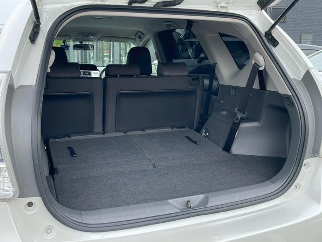 プリウスアルファ Ｇ　純正ナビ　フルセグＴＶ　スマ－トキ－　定期点検記録簿　禁煙車　ＬＥＤヘッドランプ　ステアリングリモコン　本革巻ステアリング　社外アルミ１７インチ　オートライト　オートマチックハイビーム　盗難防止（61枚目）