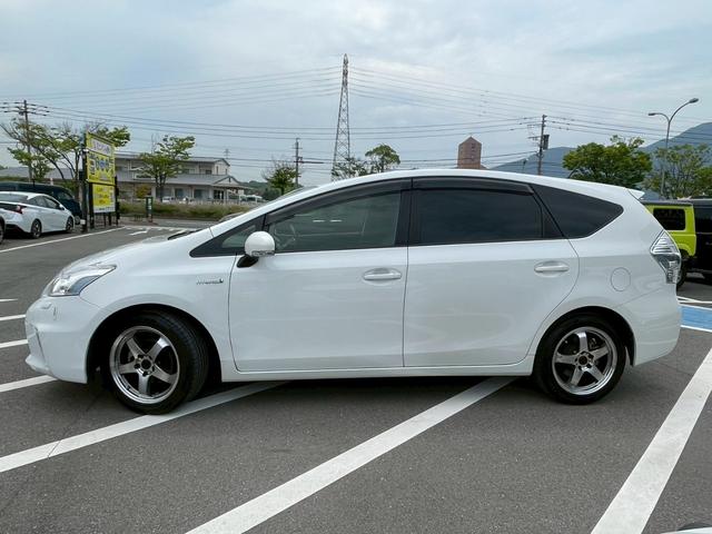 プリウスアルファ Ｇ　純正ナビ　フルセグＴＶ　スマ－トキ－　定期点検記録簿　禁煙車　ＬＥＤヘッドランプ　ステアリングリモコン　本革巻ステアリング　社外アルミ１７インチ　オートライト　オートマチックハイビーム　盗難防止（66枚目）