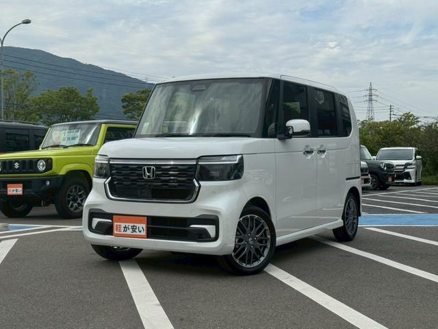 Ｎ－ＢＯＸカスタム ターボ　ハーフレザーシート　両側パワースライドドア　革巻きステアリング　バックカメラ　電動パーキング　シートヒーター　衝突軽減ブレーキ　アダプティブクルーズコントロール　スマートキー　純正１５インチＡＷ（12枚目）