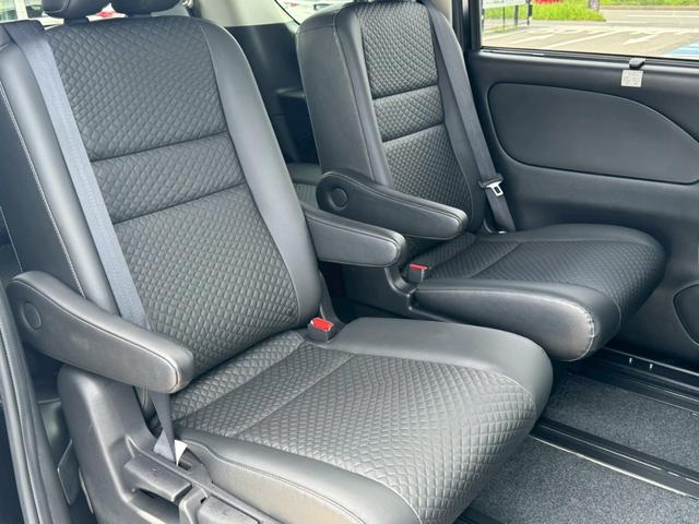 セレナ ｅ－パワー　ハイウェイスターＶ　禁煙車　全周囲カメラ　両側パワースライド　チップアップシート　レーダークルーズコントロール　ＥＴＣ　後席モニター　１６インチ純正アルミホイール　前後ドラレコ　ＬＥＤヘッドライト　オートハイビーム（37枚目）