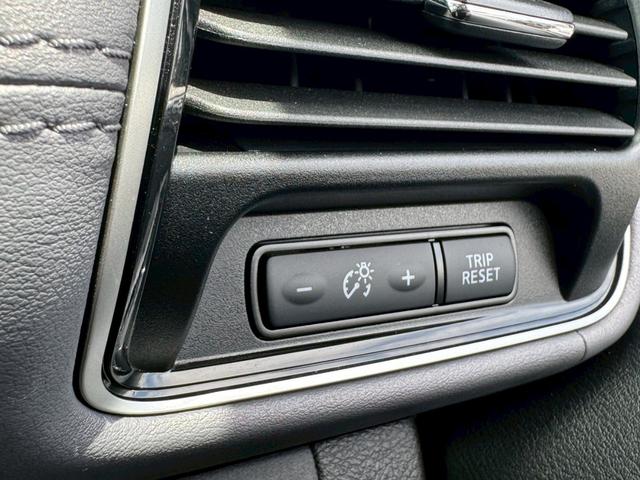 セレナ ｅ－パワー　ハイウェイスターＶ　禁煙車　全周囲カメラ　両側パワースライド　チップアップシート　レーダークルーズコントロール　ＥＴＣ　後席モニター　１６インチ純正アルミホイール　前後ドラレコ　ＬＥＤヘッドライト　オートハイビーム（44枚目）