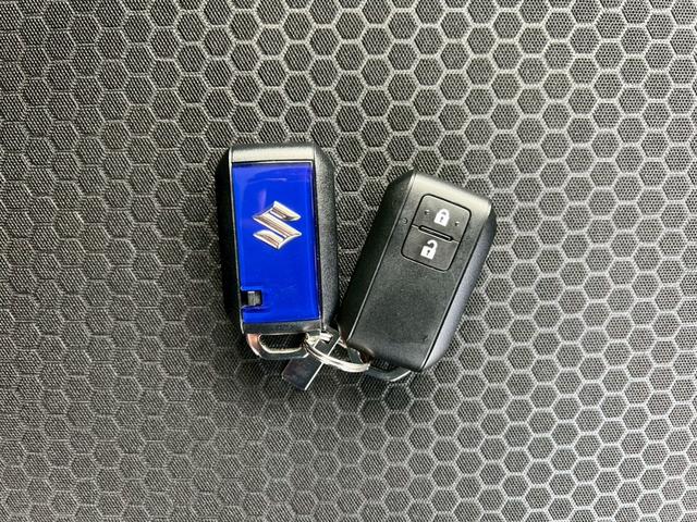 ハスラー 　全周囲カメラ　禁煙車　スマートキー　レーダークルーズコントロール　レーンアシスト　クリアランスソナー　衝突被害軽減システム　オートマチックハイビーム　シートヒーター　アイドリングストップ（33枚目）