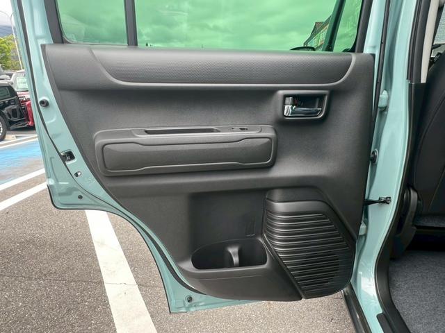 ハスラー タフワイルドターボ　禁煙車　スマートキー　レーダークルーズコントロール　レーンアシスト　衝突被害軽減システム　オートマチックハイビーム　シートヒーター　本革巻ステアリング　パドルシフト　１５インチ純正アルミホイール（20枚目）