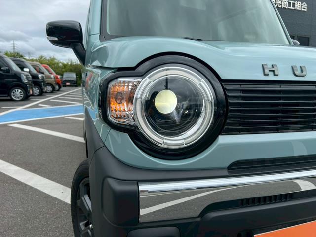 ハスラー タフワイルドターボ　禁煙車　スマートキー　レーダークルーズコントロール　レーンアシスト　衝突被害軽減システム　オートマチックハイビーム　シートヒーター　本革巻ステアリング　パドルシフト　１５インチ純正アルミホイール（64枚目）