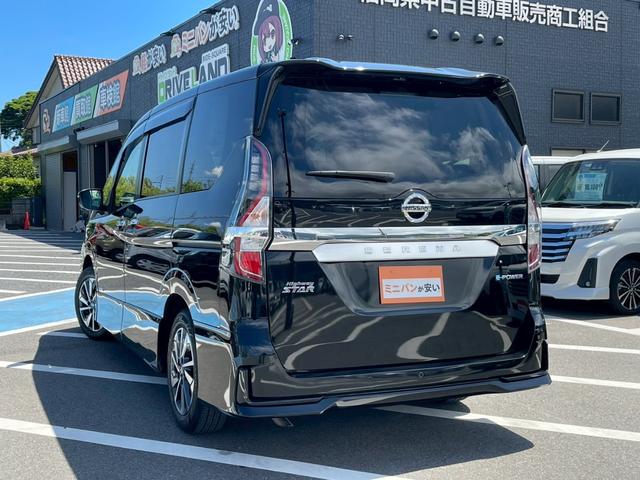 セレナ ｅ－パワー　ハイウェイスターＶ　禁煙車　全周囲カメラ　両側パワースライドドア　レーダークルーズコントロール　ＥＴＣ　後席モニター　１６インチ純正アルミホイール　前ドラレコ　ＬＥＤヘッドライト　オートハイビーム　３列シート（3枚目）