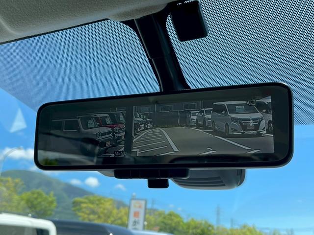 セレナ ｅ－パワー　ハイウェイスターＶ　禁煙車　全周囲カメラ　両側パワースライドドア　レーダークルーズコントロール　ＥＴＣ　後席モニター　１６インチ純正アルミホイール　前ドラレコ　ＬＥＤヘッドライト　オートハイビーム　３列シート（9枚目）