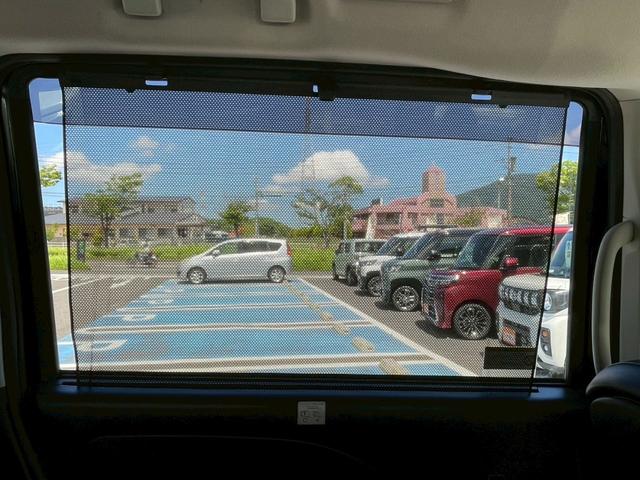 セレナ ｅ－パワー　ハイウェイスターＶ　禁煙車　全周囲カメラ　両側パワースライドドア　レーダークルーズコントロール　ＥＴＣ　後席モニター　１６インチ純正アルミホイール　前ドラレコ　ＬＥＤヘッドライト　オートハイビーム　３列シート（12枚目）