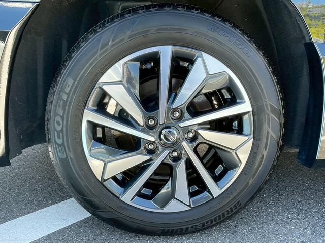 セレナ ｅ－パワー　ハイウェイスターＶ　禁煙車　全周囲カメラ　両側パワースライドドア　レーダークルーズコントロール　ＥＴＣ　後席モニター　１６インチ純正アルミホイール　前ドラレコ　ＬＥＤヘッドライト　オートハイビーム　３列シート（27枚目）
