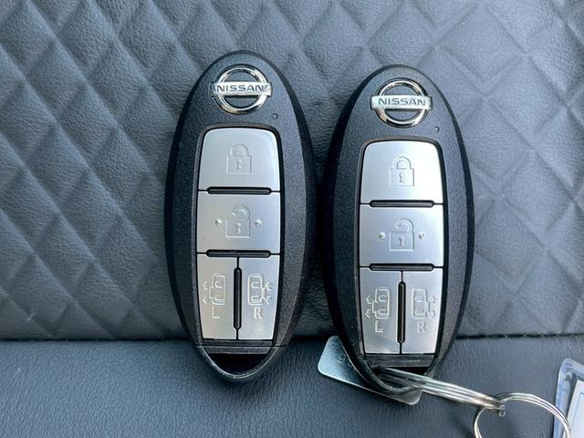 セレナ ｅ－パワー　ハイウェイスターＶ　禁煙車　全周囲カメラ　両側パワースライドドア　レーダークルーズコントロール　ＥＴＣ　後席モニター　１６インチ純正アルミホイール　前ドラレコ　ＬＥＤヘッドライト　オートハイビーム　３列シート（47枚目）