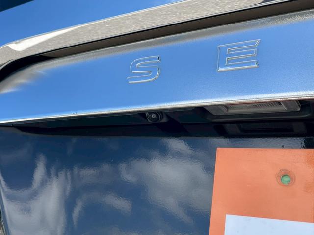 セレナ ｅ－パワー　ハイウェイスターＶ　禁煙車　全周囲カメラ　両側パワースライドドア　レーダークルーズコントロール　ＥＴＣ　後席モニター　１６インチ純正アルミホイール　前ドラレコ　ＬＥＤヘッドライト　オートハイビーム　３列シート（49枚目）