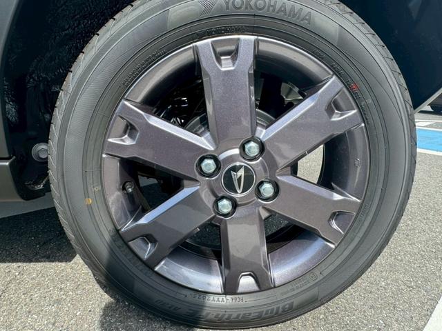 タフト Ｇ　ダーククロムベンチャー　ダーククロムベンチャー　ｅｃｏＩＤＬＥ非装着車　１オ－ナ－　車禁煙　ＬＥＤライト　バックカメラ　オートマチックハイビーム　スマートキー　プッシュスタート　シートヒーター　サンルーフ（62枚目）