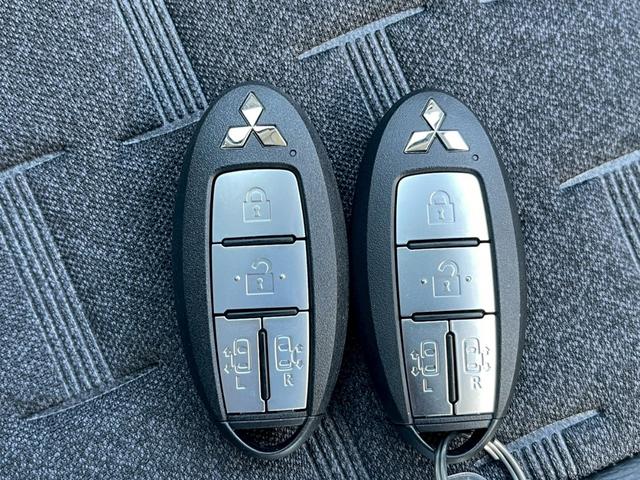 デリカミニ Ｔ　プレミアム　リミテッドエディション　衝突軽減ブレーキ　レーンアシスト　オートハイビーム　両側側電動スライドドア　ルーフレール　メーカー保証　オートＬＥＤライト　シートヒーター　バックカメラ　定期点検記録簿　禁煙（59枚目）