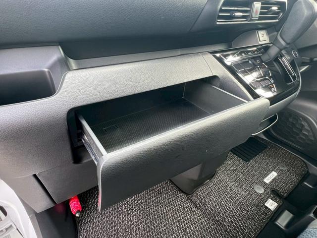 ルークス ハイウェイスター　Ｇターボプロパイロットエディション　両側電動スライドドア　リアサーキュレーター　アダプティブクルーズコントロール　全周囲カメラ　オートライト　オートマチックハイビーム　ＬＥＤヘッドランプ　フロントフォグランプ　禁煙車　ターボ（10枚目）