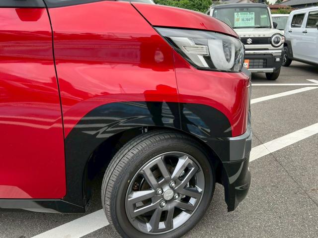 デリカミニ Ｇ　プレミアム　リミテッドエディション　両側電動スライドドア　シートヒーター　全周囲カメラ　純正アルミホイール　ルーフレール　ワンオーナー　登録届け出済み未使用車　定期点検記録簿　ヒルディセントコントロール　リアサーキュレーター（17枚目）