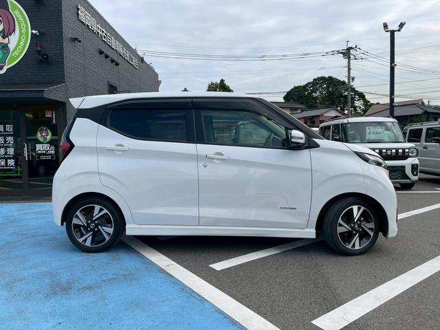 デイズ ハイウェイスター　Ｇターボプロパイロットエディション　禁煙車　定期点検記録簿　全周囲カメラ　アルミホイール　電動格納ミラー　フロントフォグランプ　ＬＥＤヘッドランプ　アダプティブクルーズコントロール　スマートキー　オートライト　盗難防止装置（5枚目）