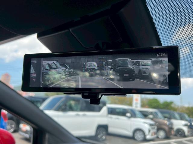 オーラ ニスモ　全周囲カメラ　禁煙車　ドラレコ　レーダークルーズコントロール　ＬＥＤヘッドランプ　フロントフォグランプ　デジタルルームミラー　電動パーキングブレーキ　オートライト　ＥＴＣ　ブラインドスポットモニター（5枚目）
