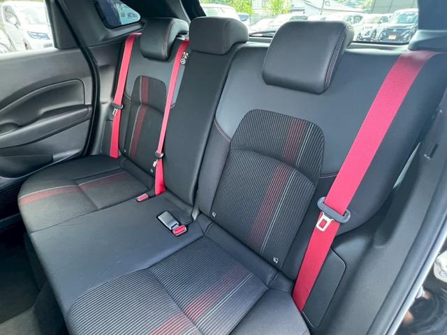 オーラ ニスモ　全周囲カメラ　禁煙車　ドラレコ　レーダークルーズコントロール　ＬＥＤヘッドランプ　フロントフォグランプ　デジタルルームミラー　電動パーキングブレーキ　オートライト　ＥＴＣ　ブラインドスポットモニター（52枚目）