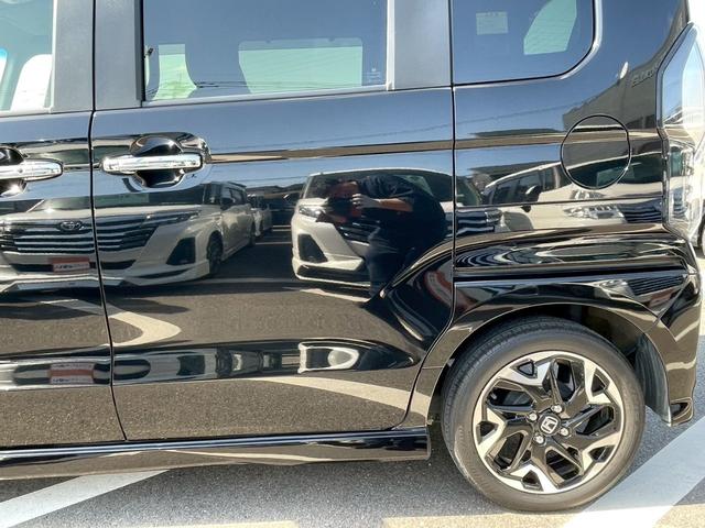 N-BOXカスタム G・Lターボホンダセンシング 禁煙車 両側電動スライドドア ETC フルセグナビ 障害物センサー レーダークルーズコントロール バックカメラ シートヒーター スマートキー 純正アルミ ベンチシート チップアップシート(42枚目)