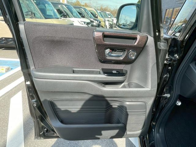 N-BOXカスタム G・Lターボホンダセンシング 禁煙車 両側電動スライドドア ETC フルセグナビ 障害物センサー レーダークルーズコントロール バックカメラ シートヒーター スマートキー 純正アルミ ベンチシート チップアップシート(61枚目)