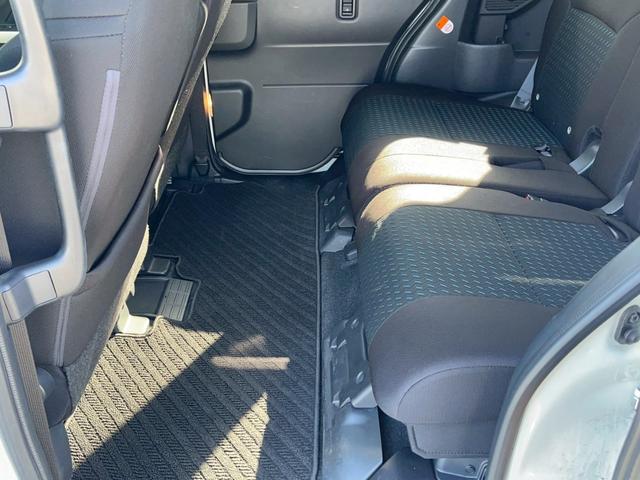 ルーミー カスタムＧ　禁煙　障害物センサー　ワンオーナー　両側電動スライドドア　バックカメラ　純正ナビ　フルセグＴＶ　ＥＴＣ　レーダークルーズコントロール　スマートキー　フラットシート　純正アルミホイール　ドアバイザー（38枚目）