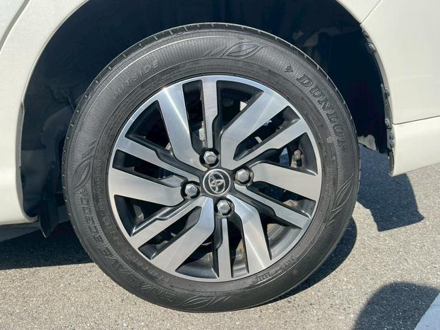 ルーミー カスタムＧ　禁煙　障害物センサー　ワンオーナー　両側電動スライドドア　バックカメラ　純正ナビ　フルセグＴＶ　ＥＴＣ　レーダークルーズコントロール　スマートキー　フラットシート　純正アルミホイール　ドアバイザー（40枚目）