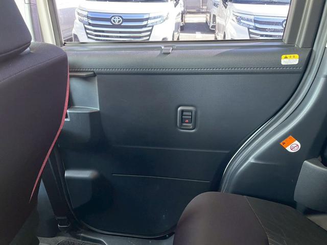 トール カスタムＧ　ターボ　ＳＡＩＩＩ　両側電動スライドドア　バックカメラ　レ－ダークルーズコントロール　衝突軽減ブレーキ　ＬＥＤヘッドランプ　オートハイビーム　禁煙車　純正１５インチアルミ　スマートキー　電動パーキングブレーキ（58枚目）